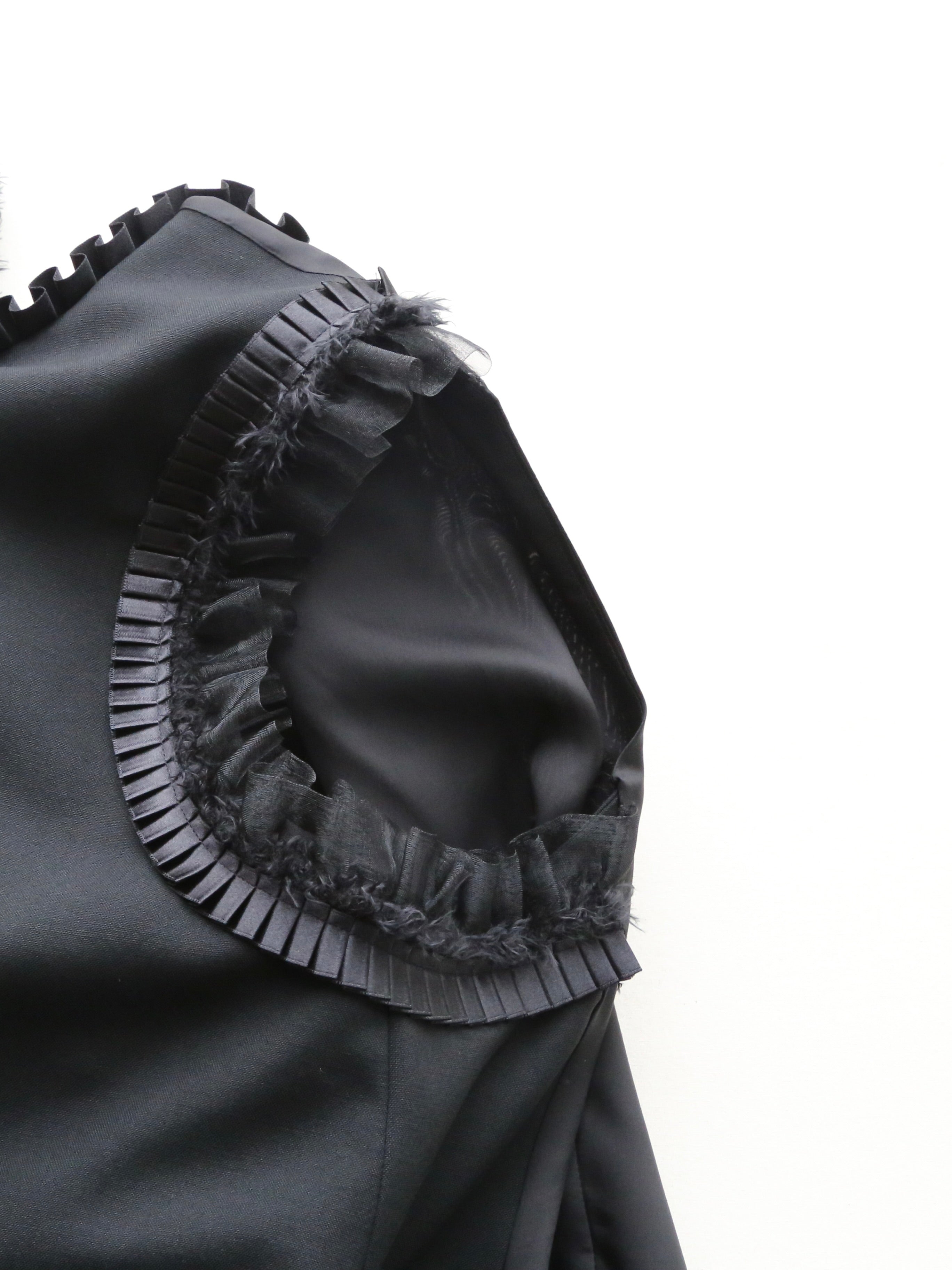 noir kei ninomiya ウールオックス ベスト 胸元リボン 手仕事タック