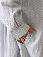 画像をギャラリービューアに読み込む, TOUJOURS バックサイドワンウェイプリーツドシャツドレス [YM43PD04]
