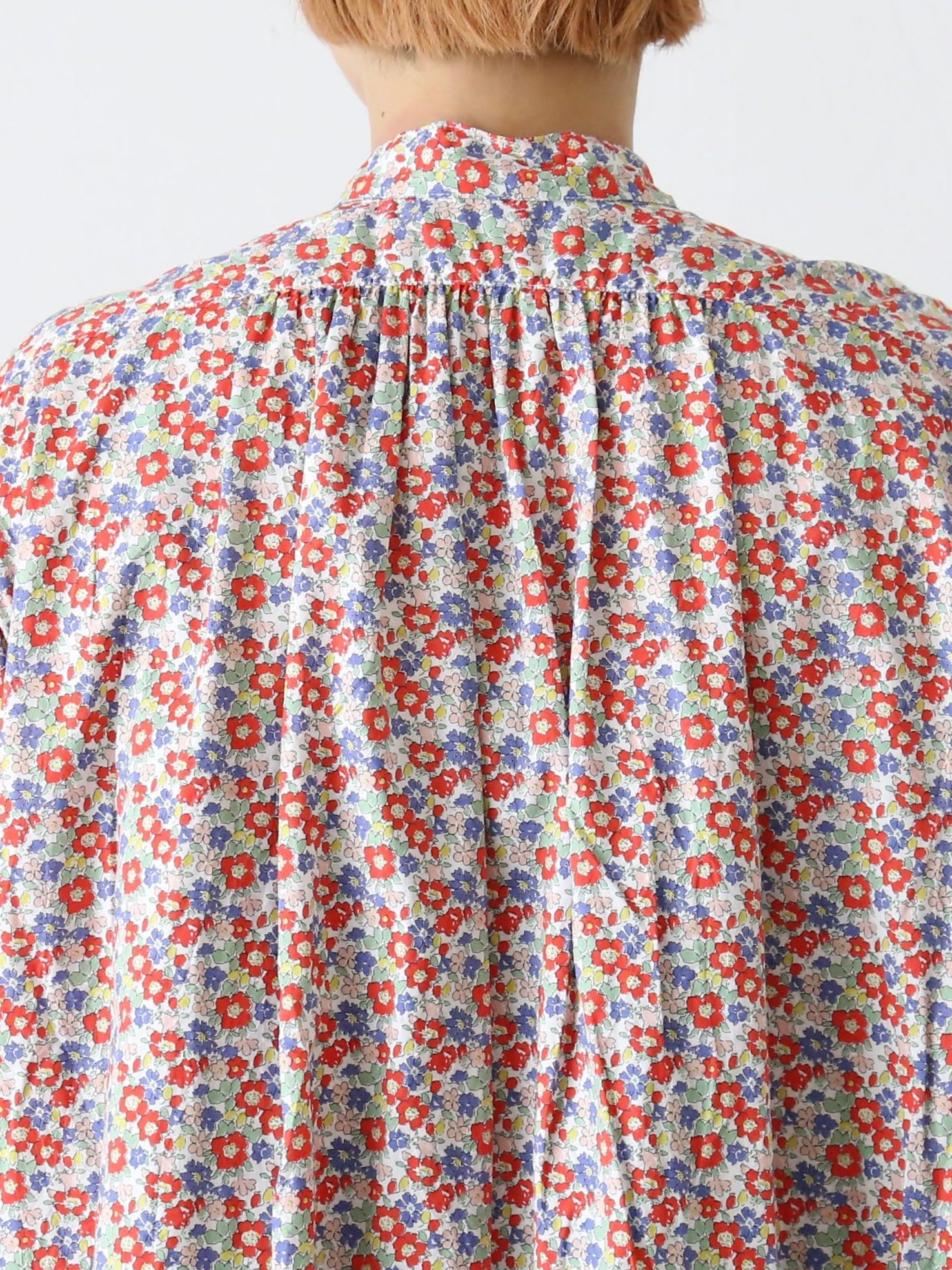 Veritecoeur リバティプリントヨークシャツ [VC-2754]