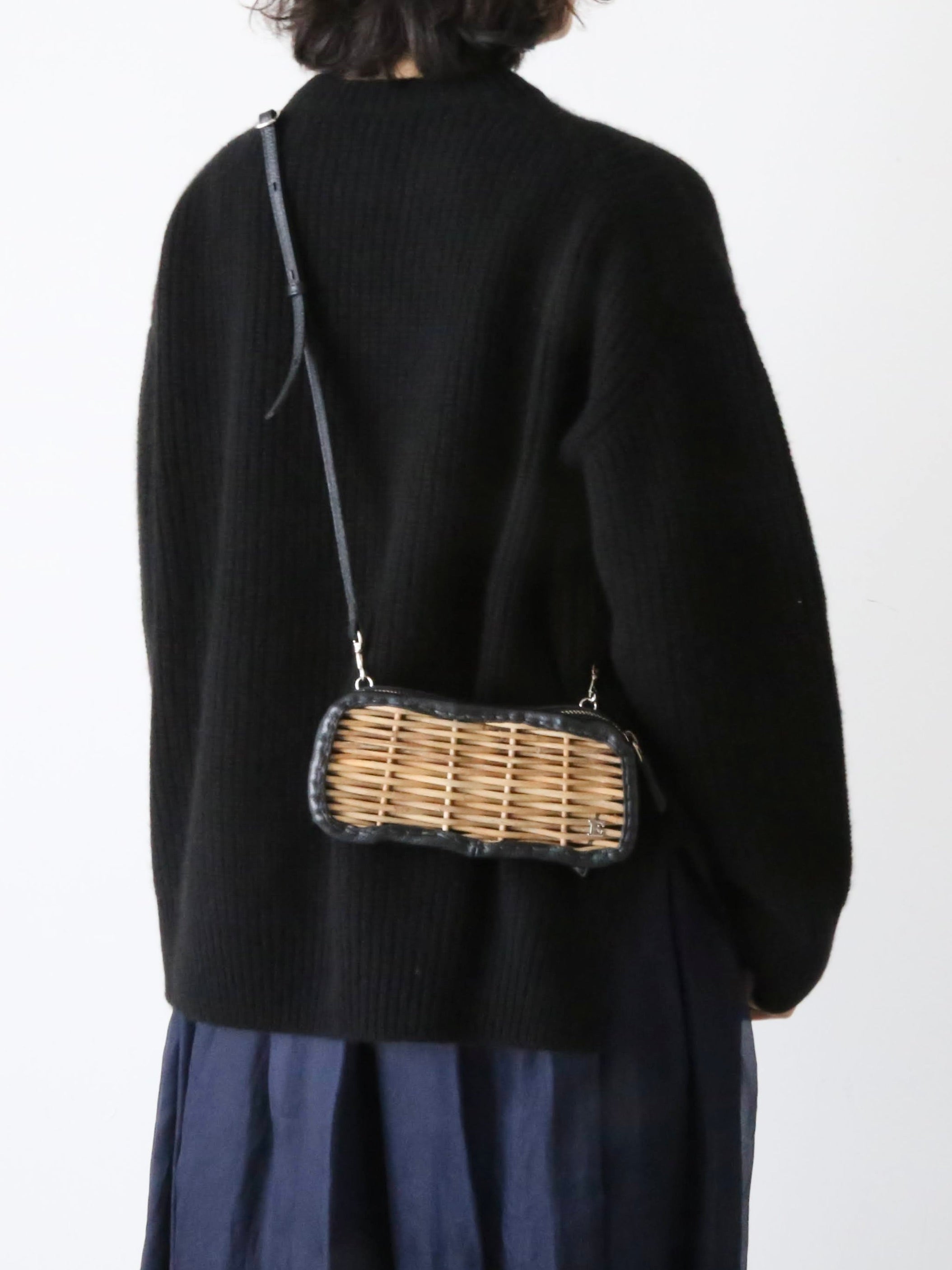 ebagos 籐付き長財布 フニュシュリンク [35631BK]