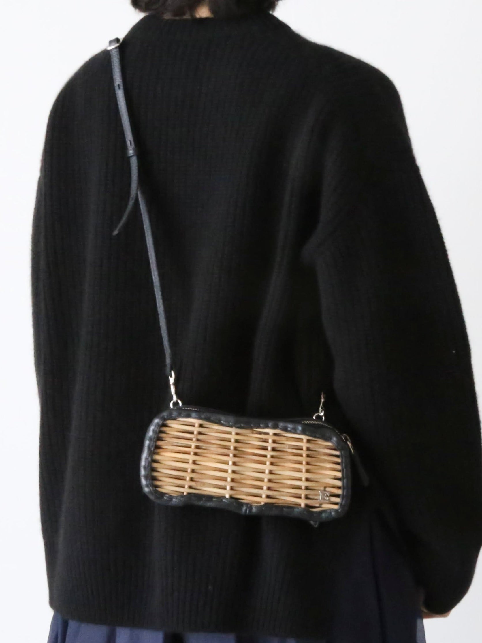 ebagos 籐付き長財布 フニュシュリンク [35631BK]