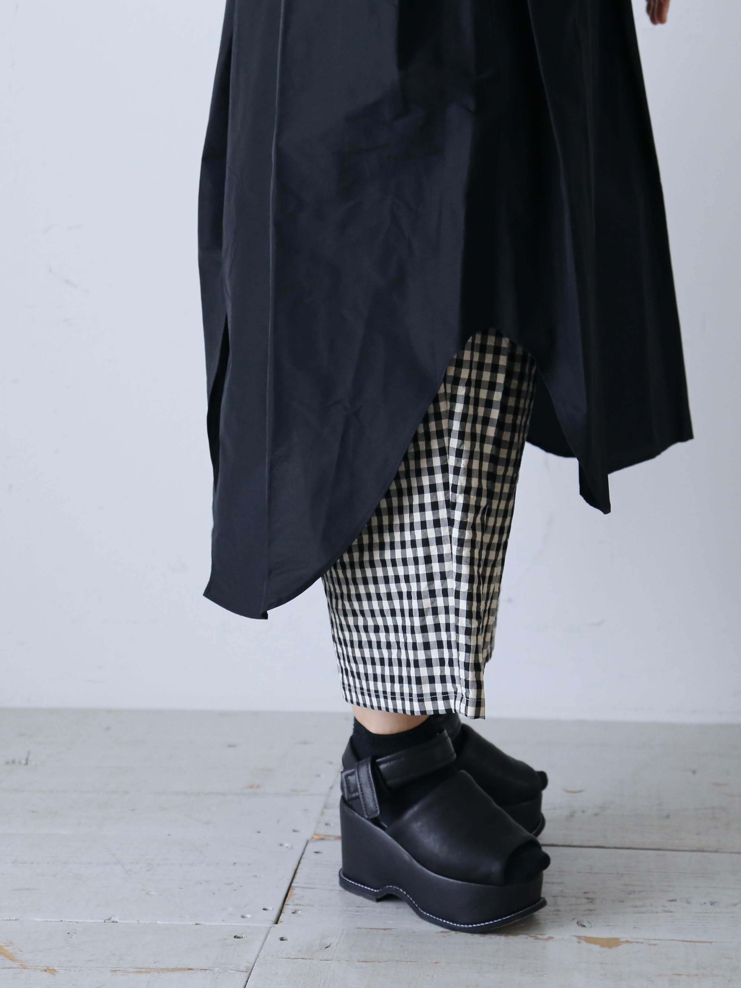 R&D.M.Co- タフタチェストフリルドレス [7668]