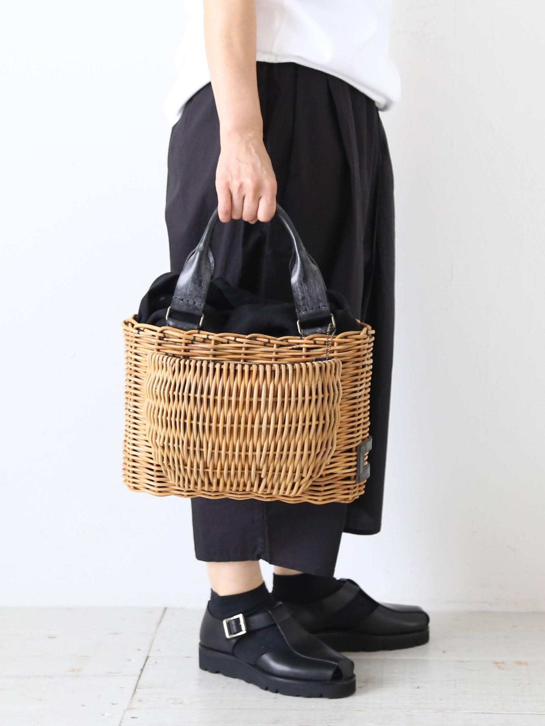 ebagos エバゴス 日本製 かごバッグ・レザーバッグ 一点もの – CREER