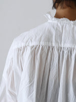 画像をギャラリービューアに読み込む, TOUJOURS レースピンタックラッフルシャツ [MM43DS01]
