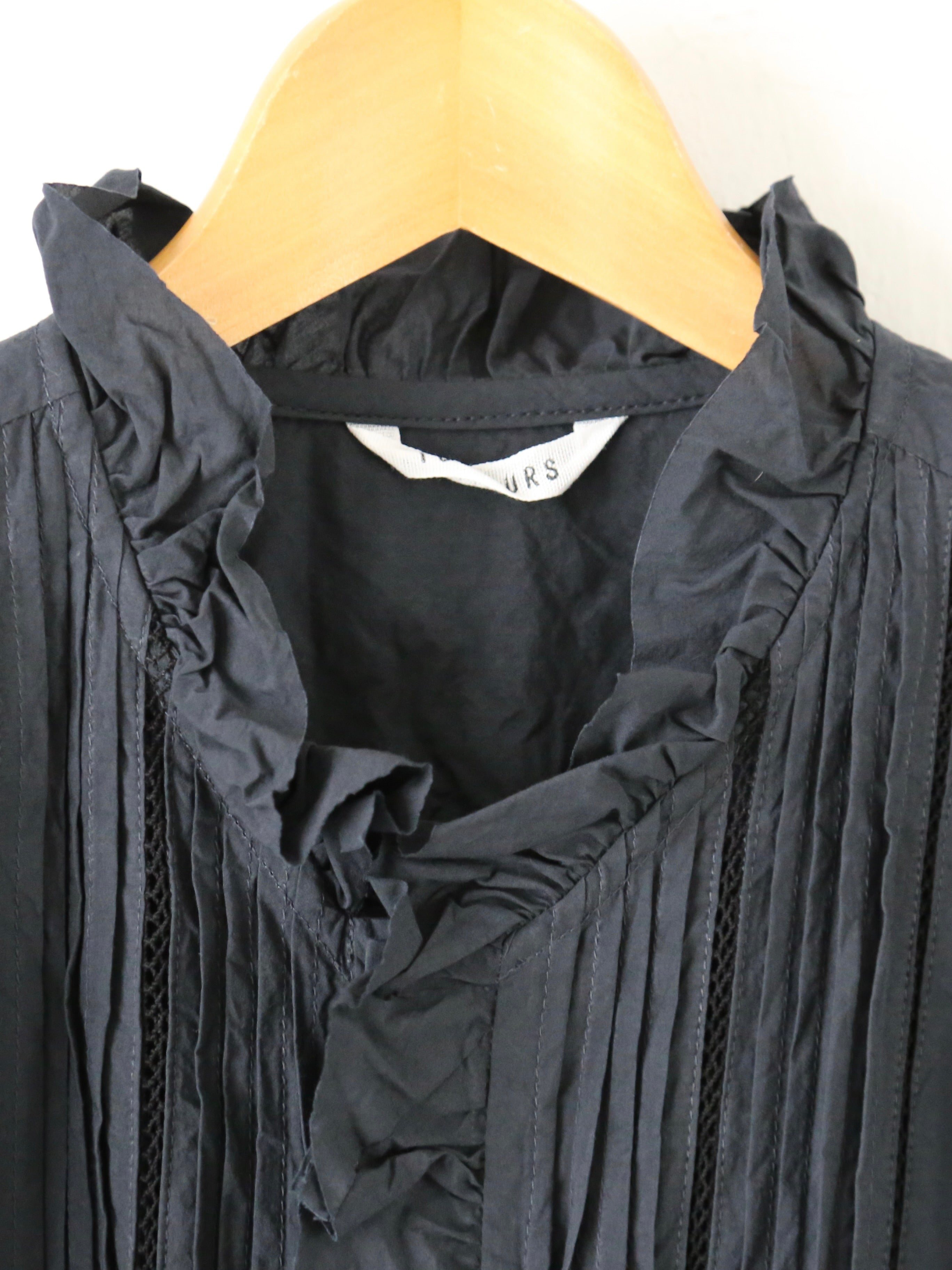 TOUJOURS レースピンタックラッフルシャツ [MM43DS01]