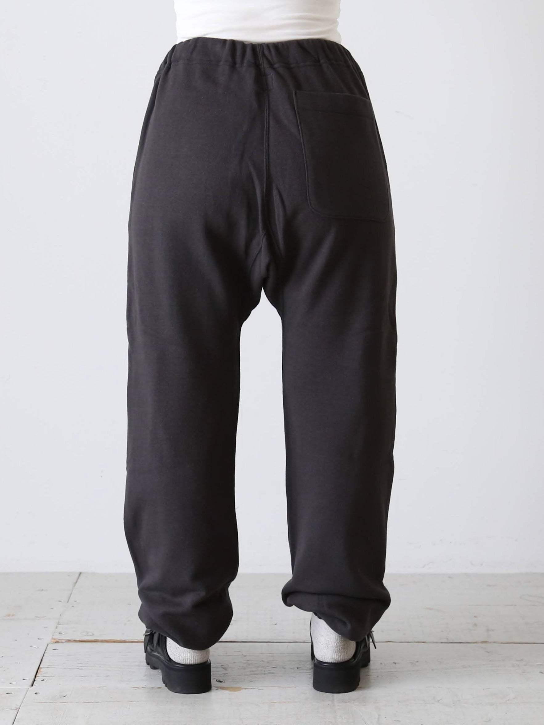 OLDMAN'S TAILOR OMTエンブロイダリースウェットパンツ[m1334]