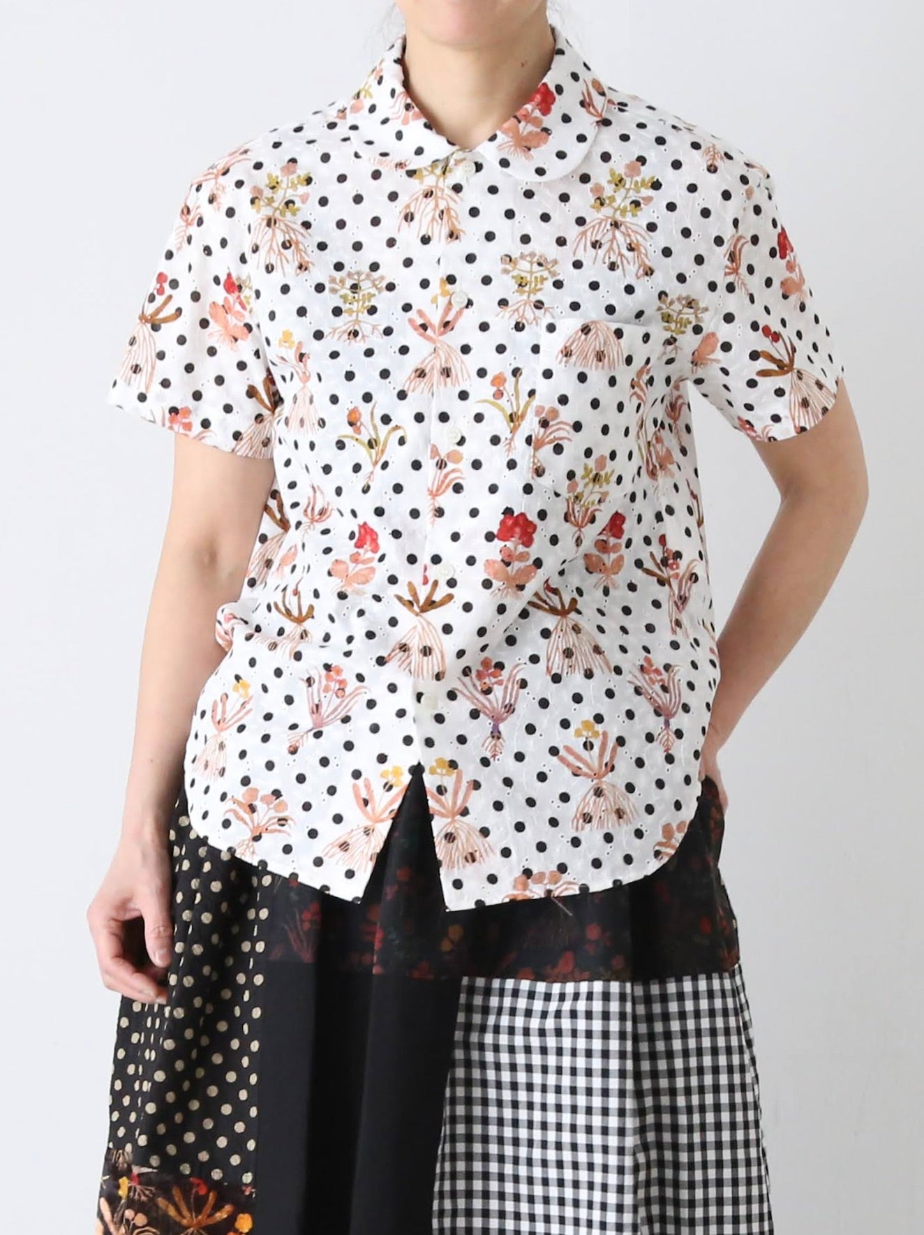 tao タオ コム デ ギャルソン 綿ローン刺繍プリントブラウス (Fumi