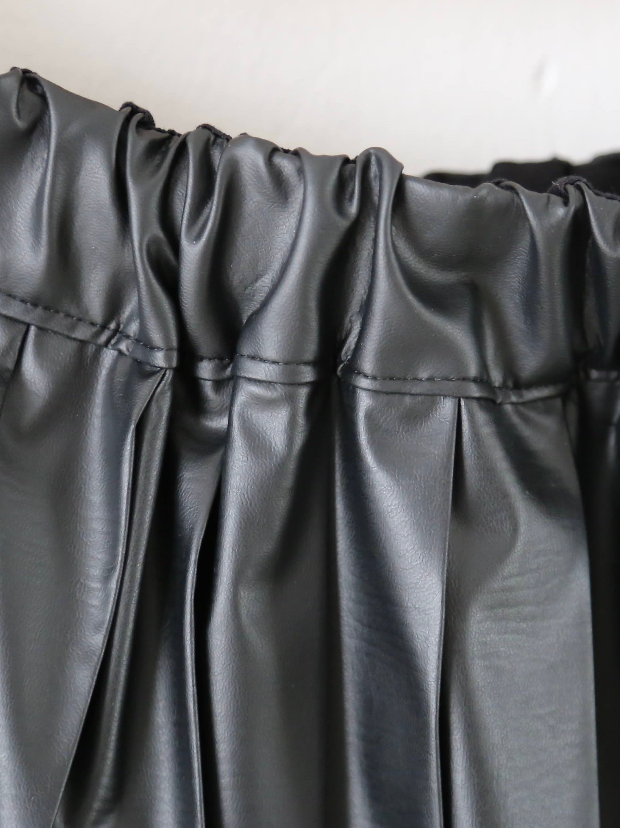 tao フェイクレザースカート [TP-S007-051]