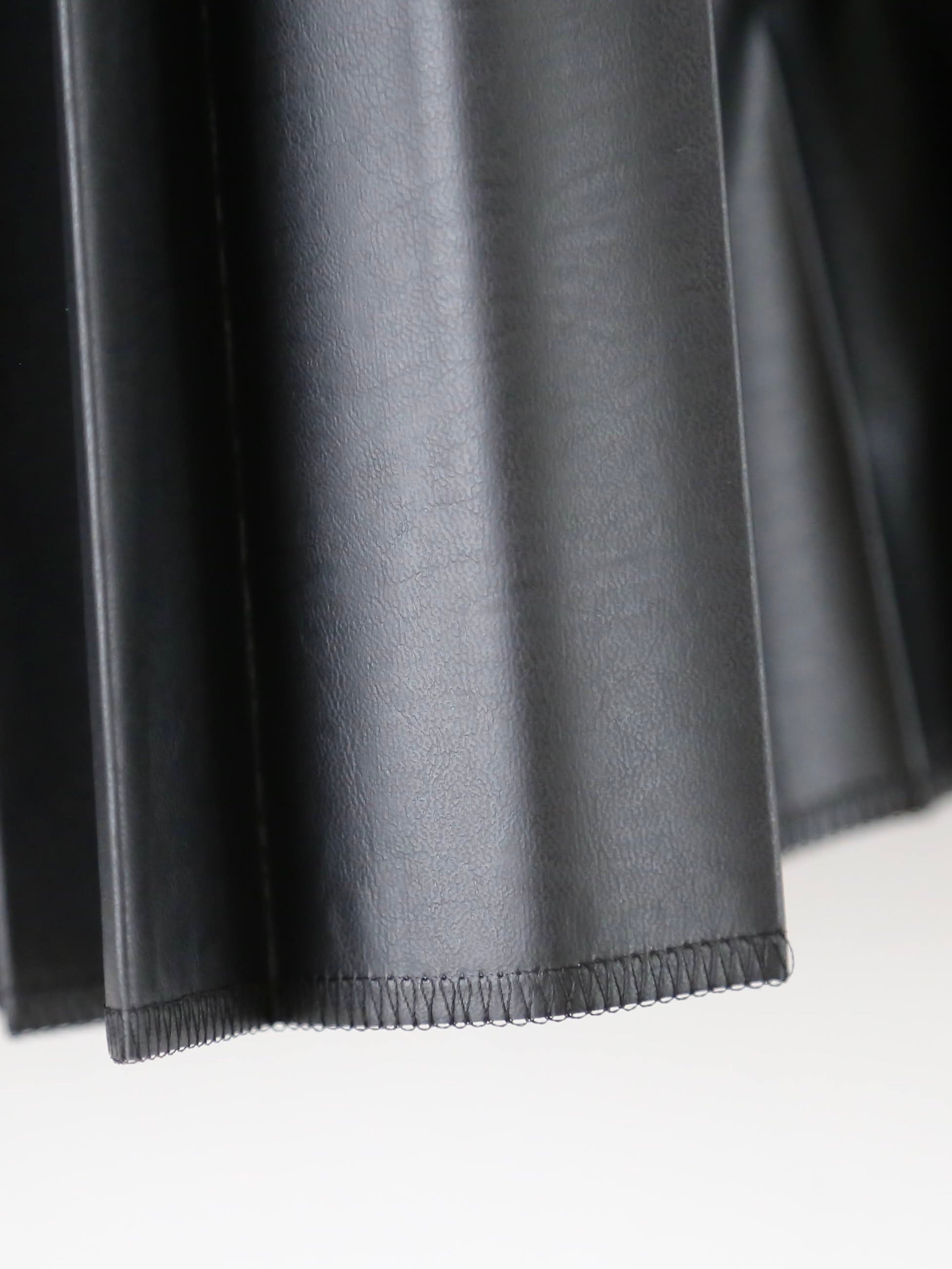 tao フェイクレザースカート [TP-S007-051]