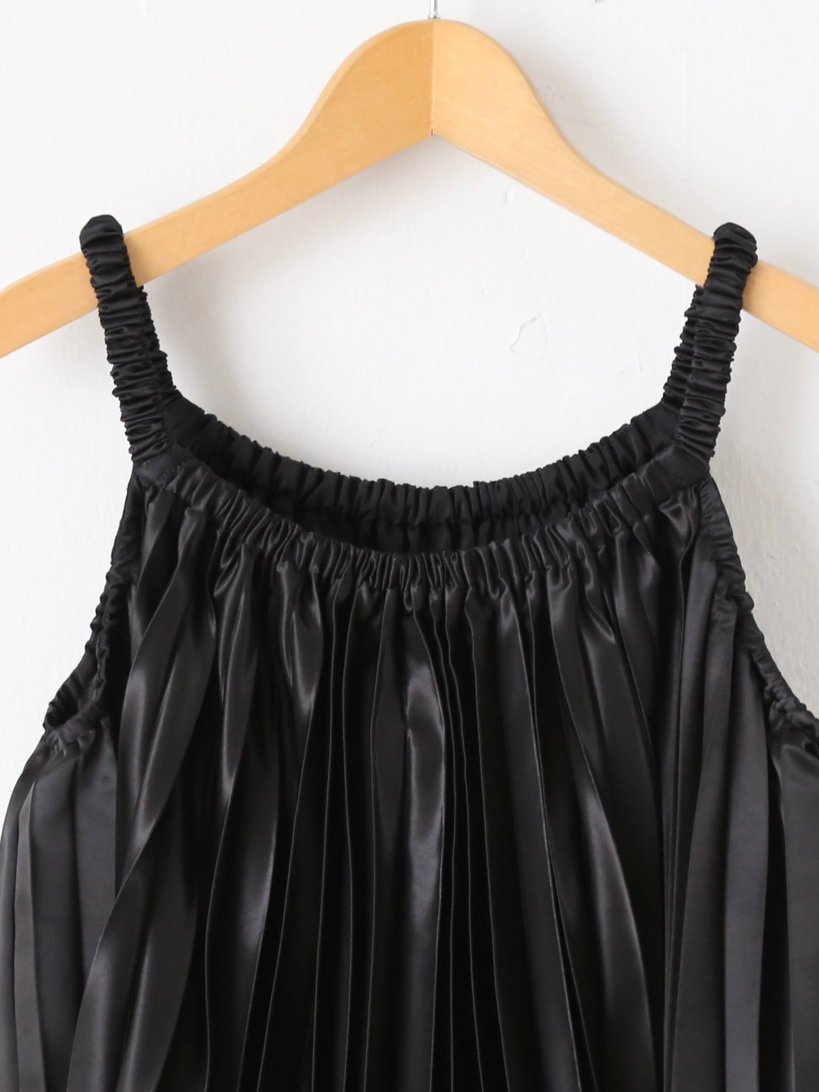 noir kei ninomiya エステルサテン ワンピース ティアード ブラック
