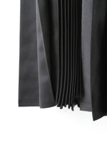 Load image into Gallery viewer, noir kei ninomiya ワンピース
