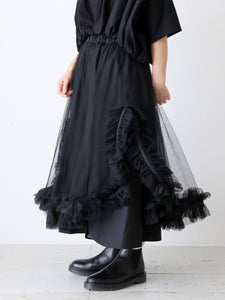 noir kei ninomiya 綿タイプライター×ナイロンチュール スカート 3層