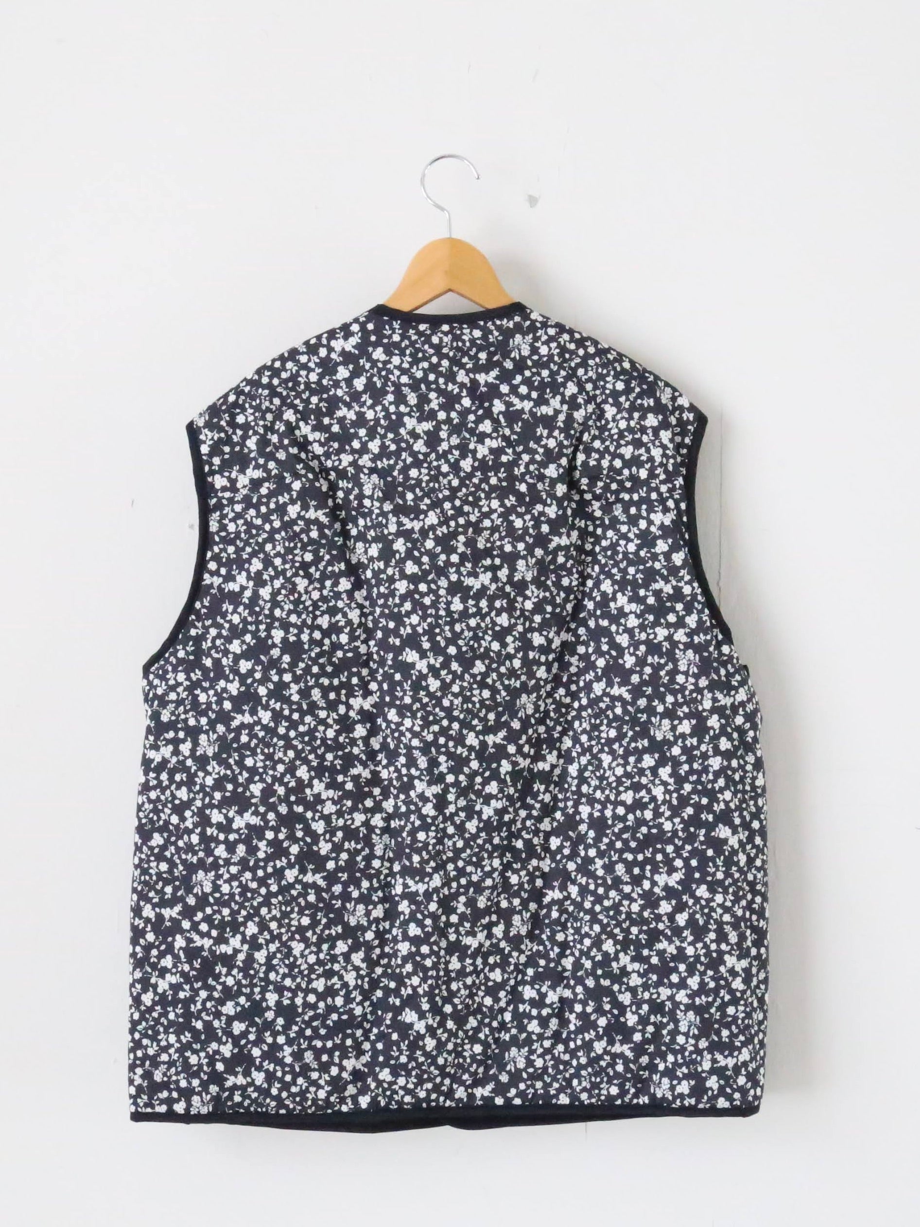 TOUJOURS リバーシブルパテッドユーティリティベスト [YM43FV02]