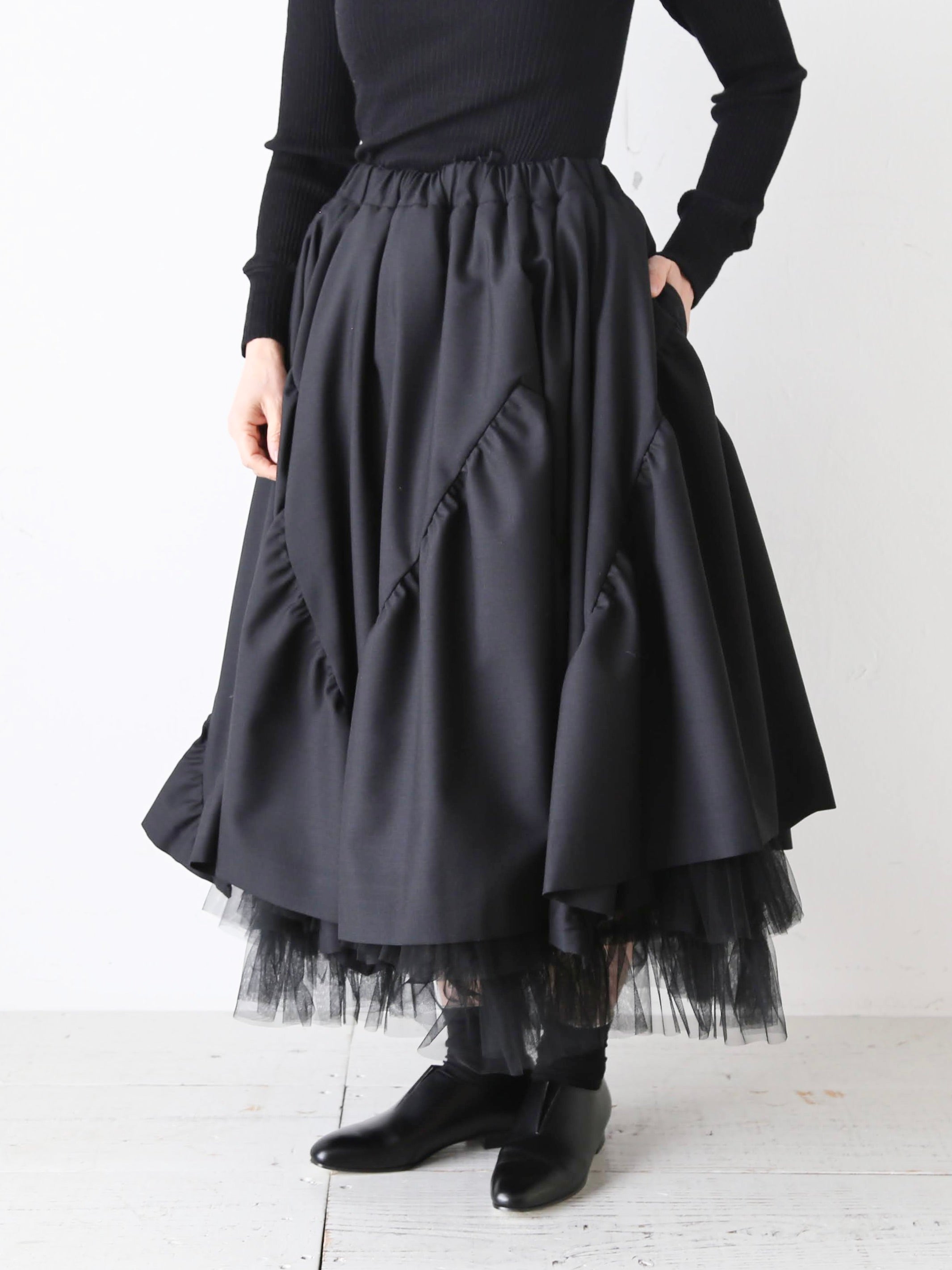 noir kei ninomiya スカート サイズS ノアール ケイ ニノミヤnoir kei ninomiya 裾ラウンドチュールデザイン
