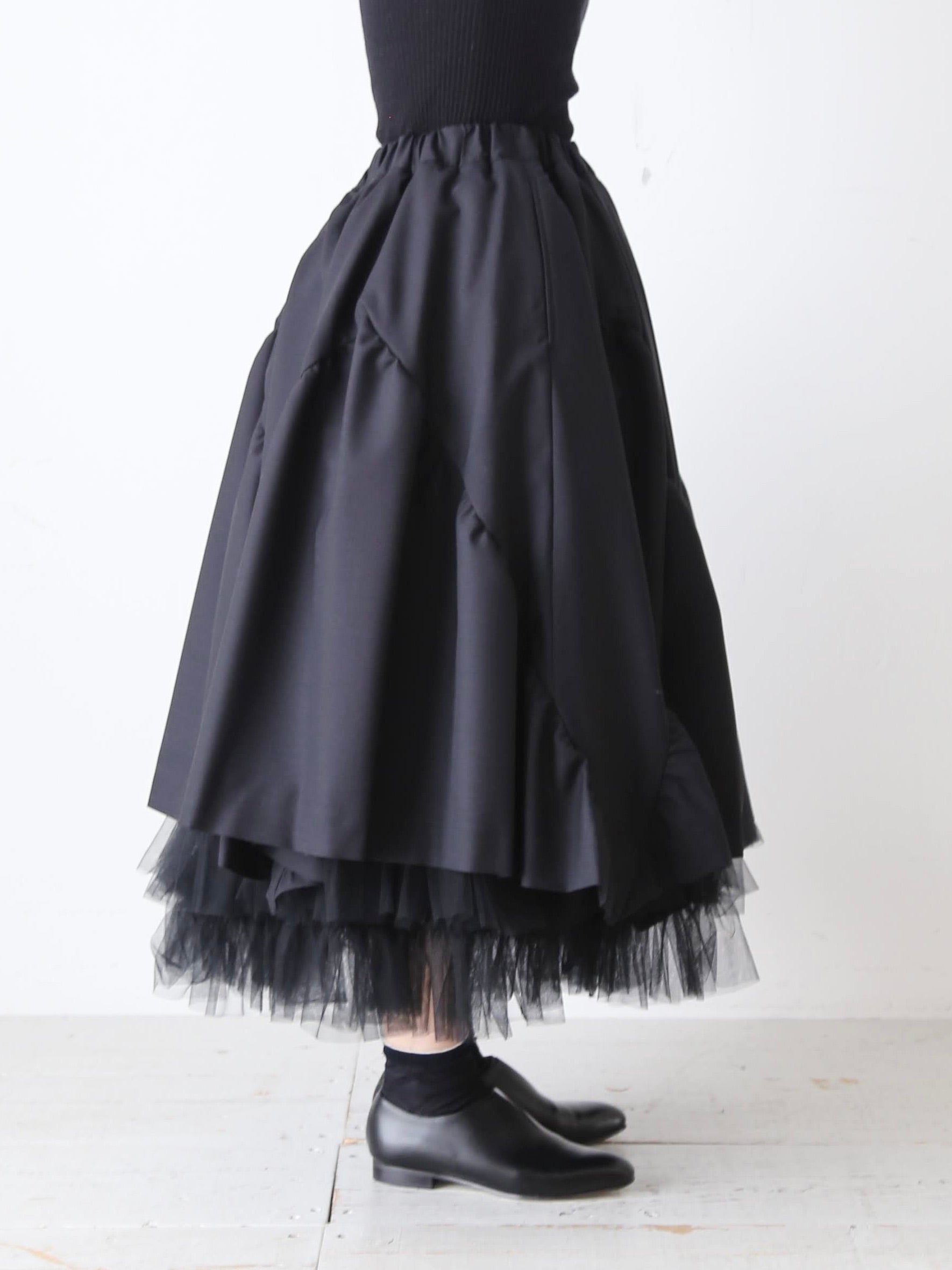 noir kei ninomiya ウールトロ×ナイロンチュール スカート 星柄