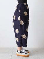 Load image into Gallery viewer, [Pre-order] R&amp;D.M.Co- no.8319 Biscuit Gathered Pants (Arriving July-September)
