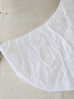 Load image into Gallery viewer, [Pre-order] R&amp;D.M.Co- no.8291 Embroidery &amp; Shrink Collar (Arrival expected July-September)
