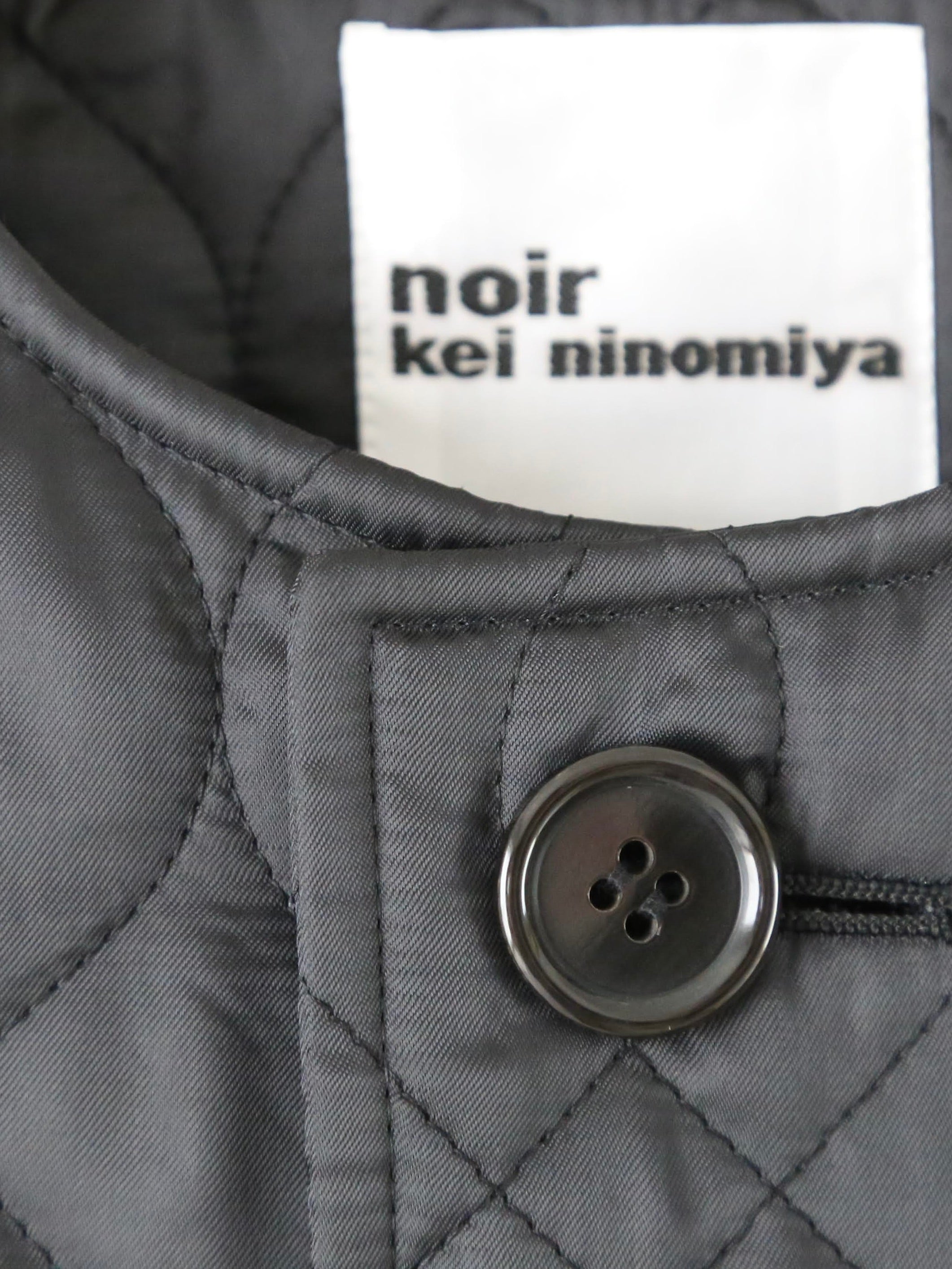 noir kei ninomiya エステルツイルキルトコート [3P-C003-051]