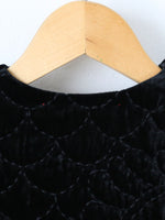 Load image into Gallery viewer, TOWAVASE Permanent Towavase Vest (Velvet) [30-0020A]
