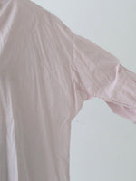 画像をギャラリービューアに読み込む, TOUJOURS バンドカラービショップスリーブラッフルシャツ [MM44MS01]
