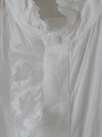 画像をギャラリービューアに読み込む, TOUJOURS バンドカラービショップスリーブラッフルシャツ [MM44MS01]
