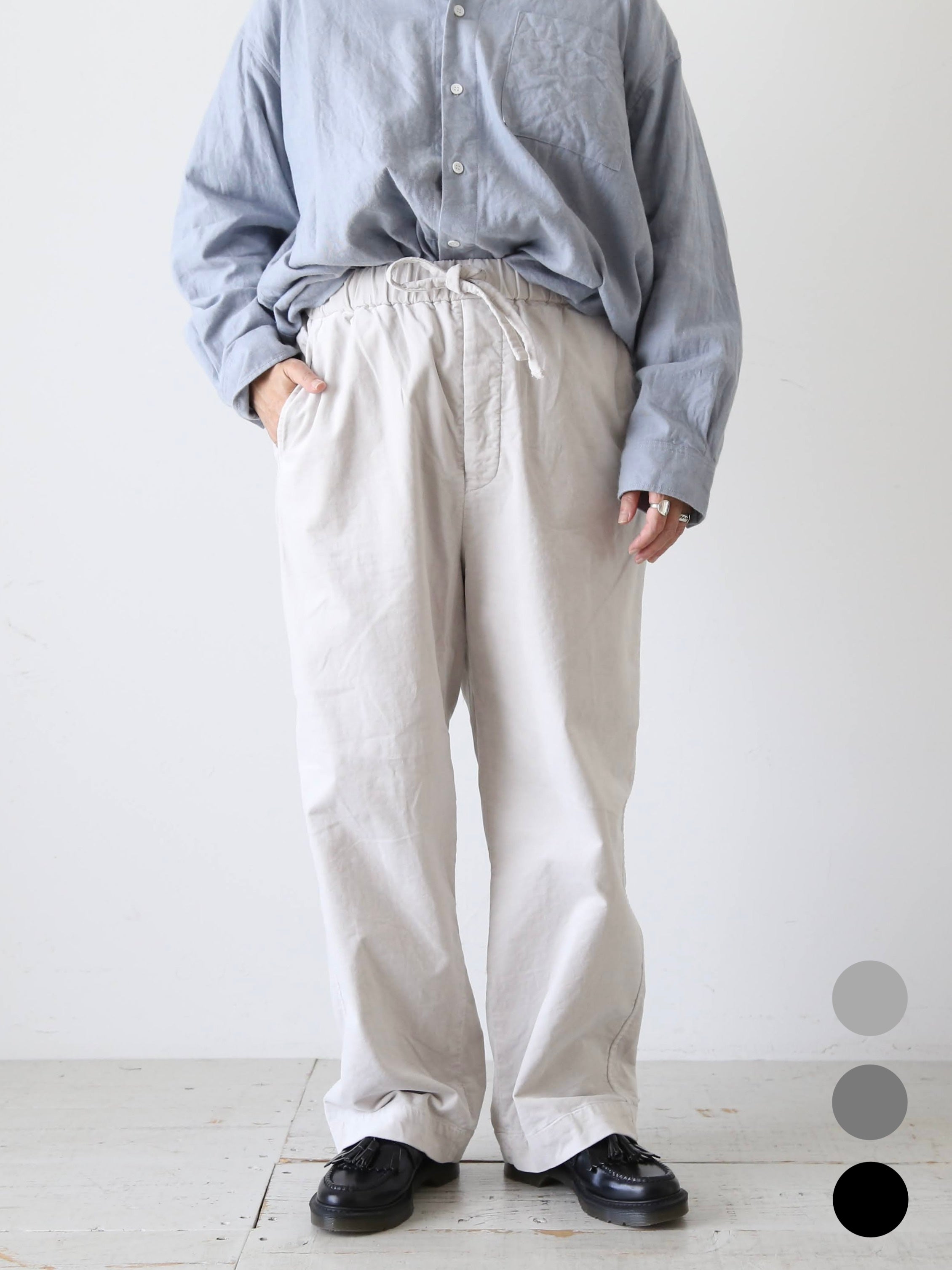 STRASBURGO テーパードイージートラウザーズ グレー STRASBURGO テーパードイージートラウザーズ グレー STRASBURGO