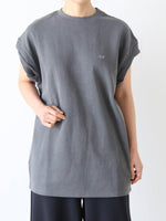 Load image into Gallery viewer, ALWEL オーバーサイズドスリーブレスクルー
