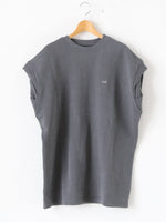 Load image into Gallery viewer, ALWEL オーバーサイズドスリーブレスクルー
