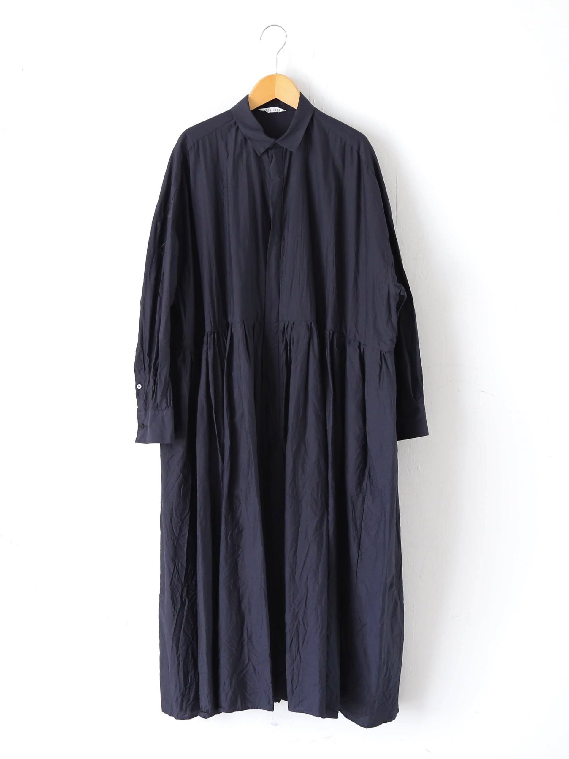 トゥジューTOUJOURSランダムプリーテッドバギーシャツドレスサイズ2 トゥジューTOUJOURSランダムプリーテッドバギーシャツドレスサイズ2