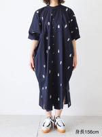 Load image into Gallery viewer, tao 綿クロス刺繍ワンピース [TQ-O003-051]
