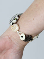 Load image into Gallery viewer, Oka Sayuri Glass Jewelry Bracelet [C-3]
