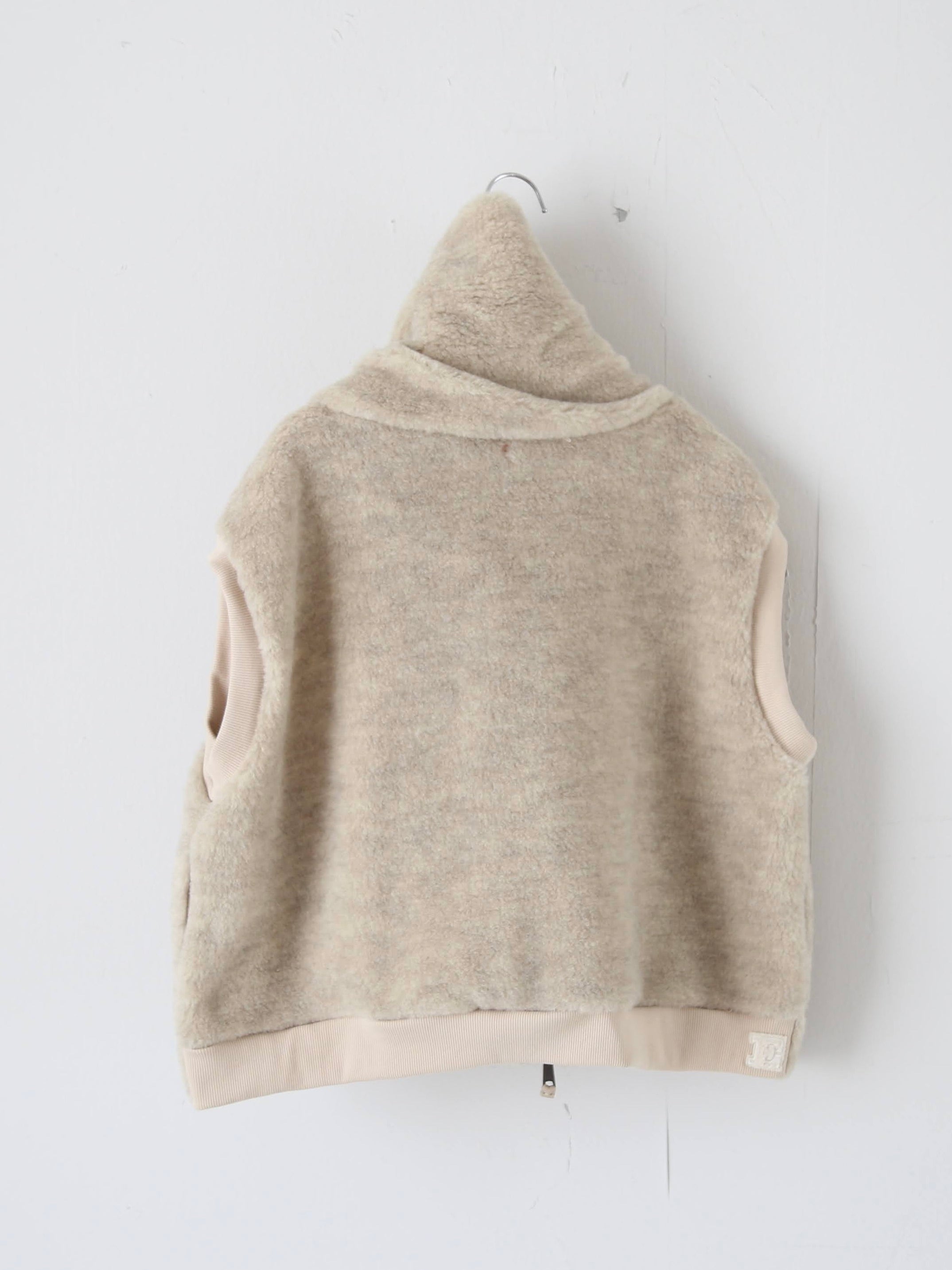 ebagos  スワンベスト ウールボア [55610]