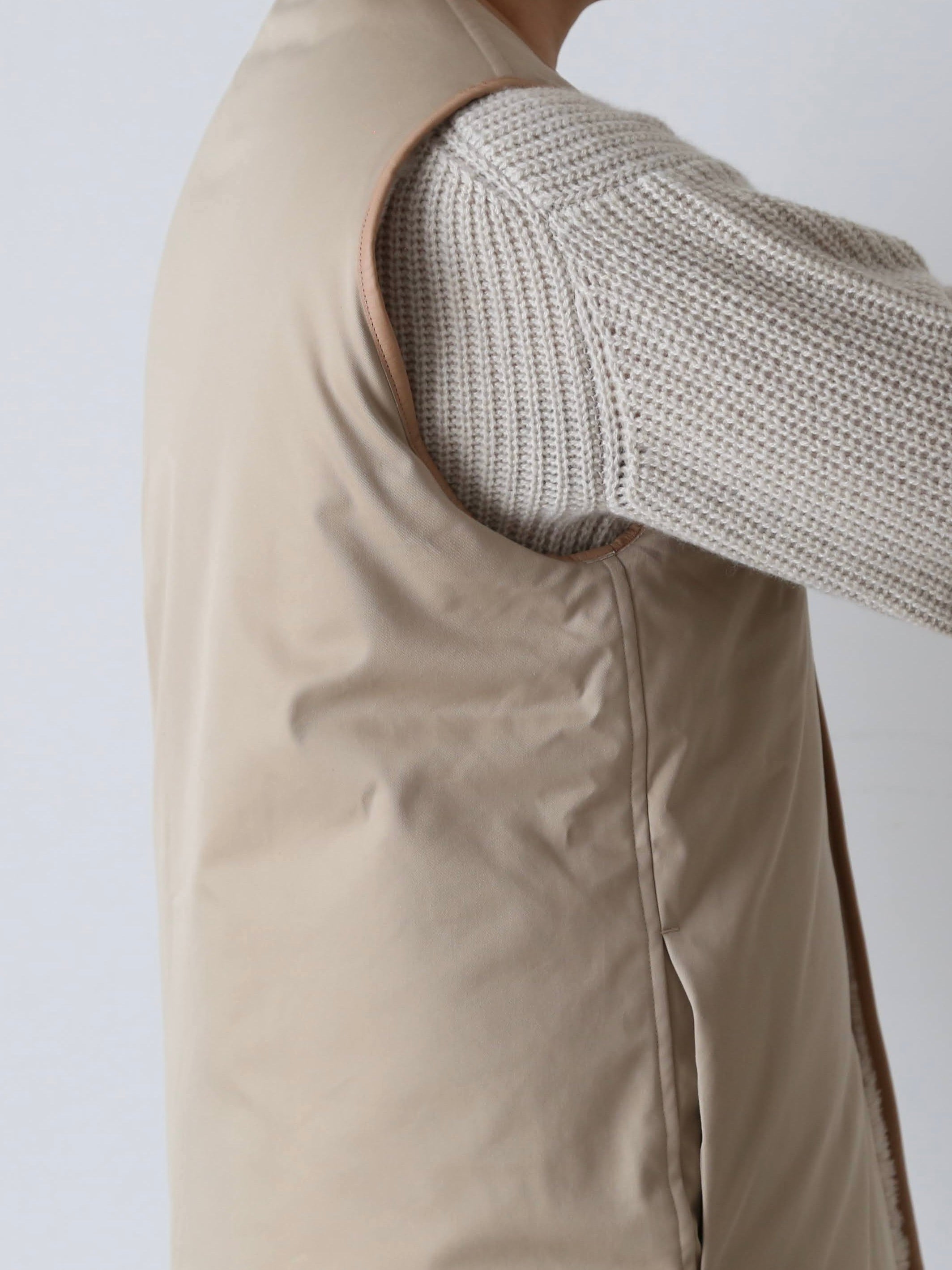 TOUJOURS リバーシブルパデッドライナーロングベスト [YM43NV04]