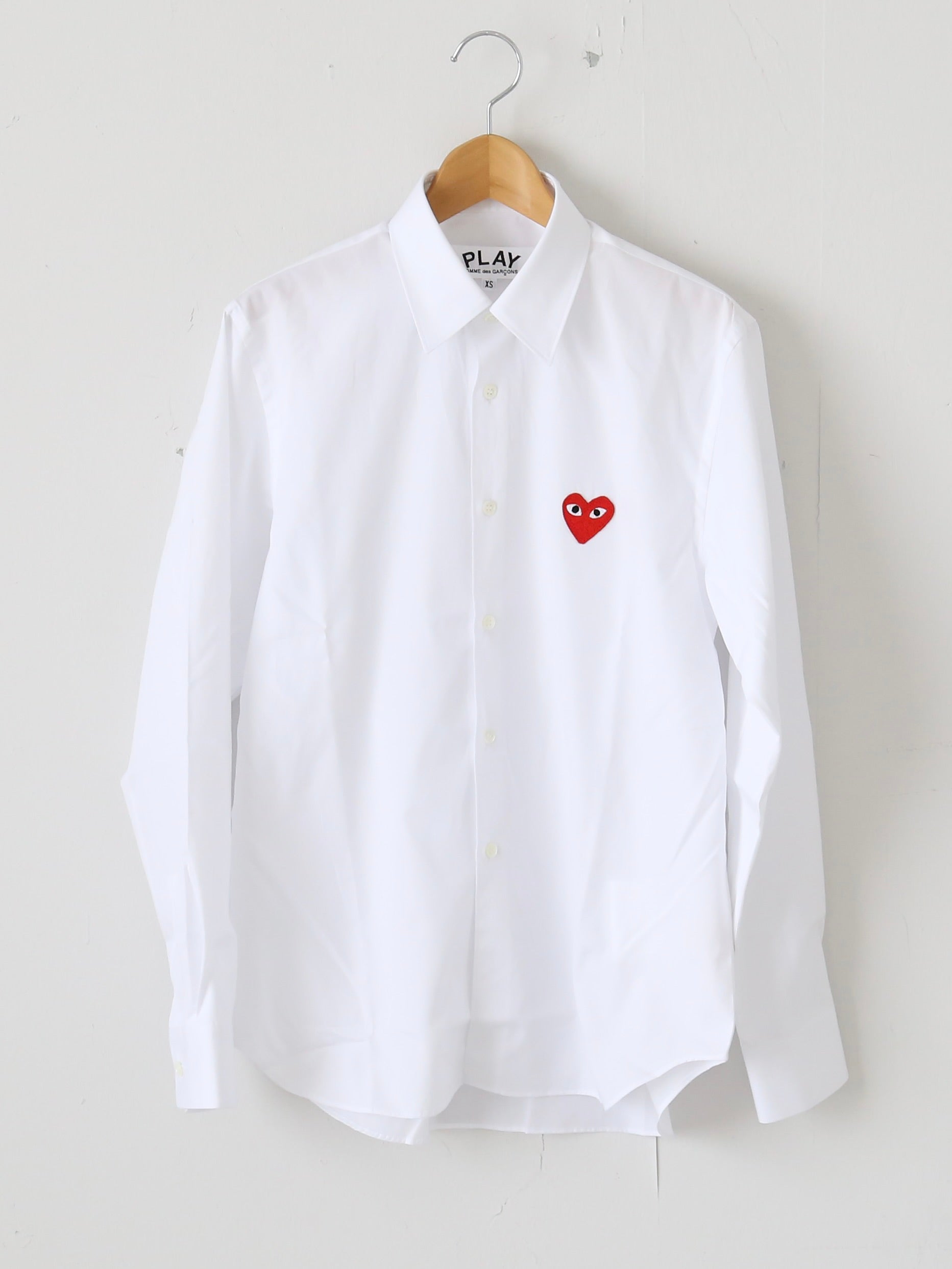 PLAY COMME des GARCONS ブラウス(ホワイト×レッド) [AX-B002-051] – CREER