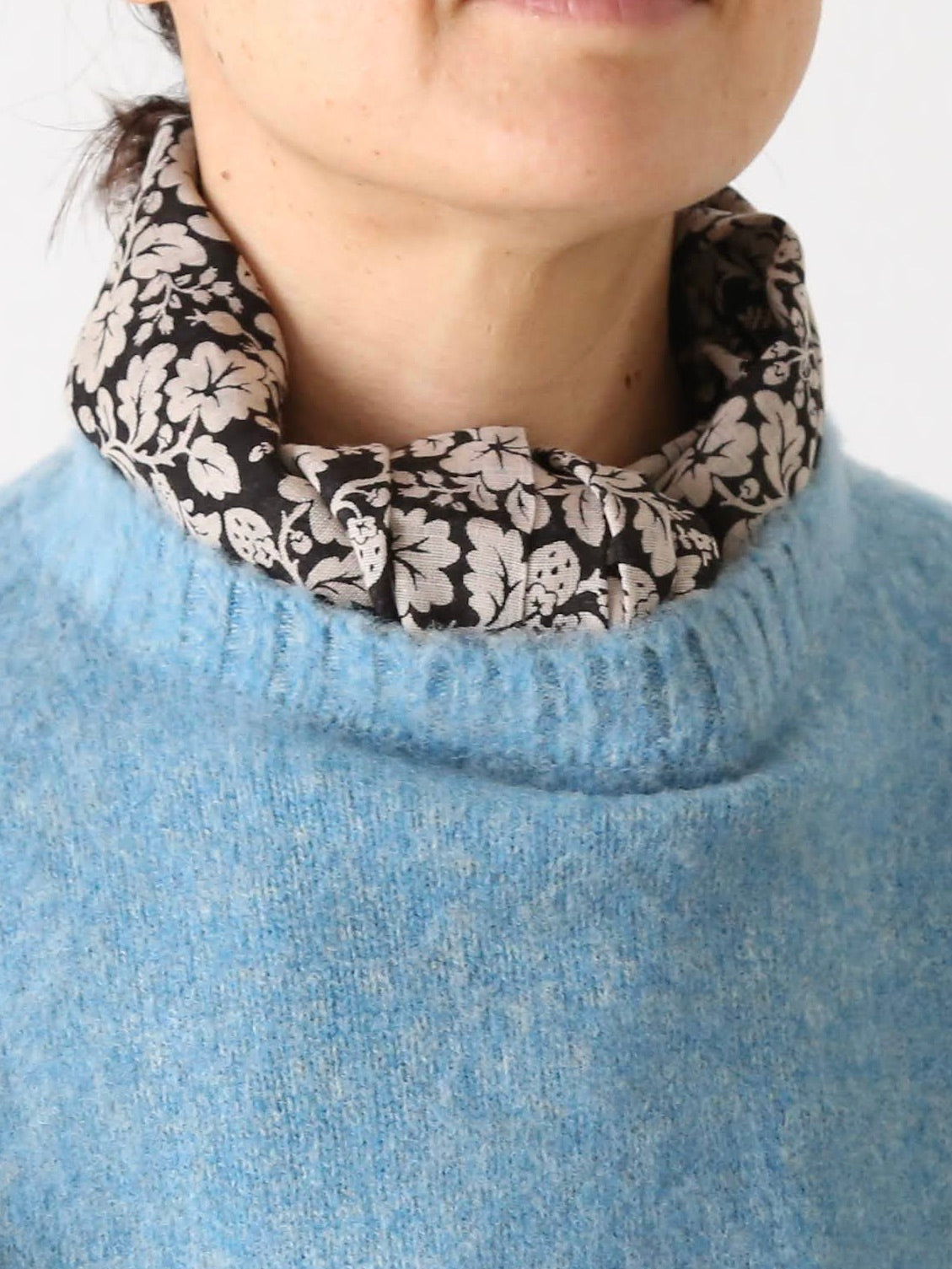 R&D.M.Co- ワイルドベリーガーゼショール [7770] – CREER