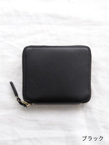 Wallet COMME des GARCONS クラシックレザーライン（二つ折り） [8Z-D002-051]