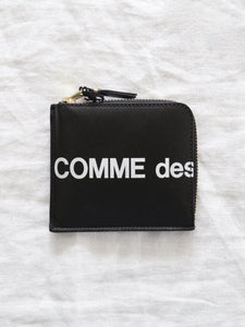 Wallet COMME des GARCONS ヒュージロゴ（L字）[8Z-T031-051]